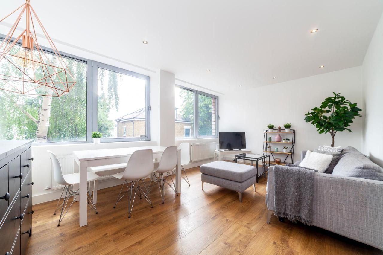 Modern And Bright 2 Bdr Flat In Clapham Common Leilighet London Eksteriør bilde