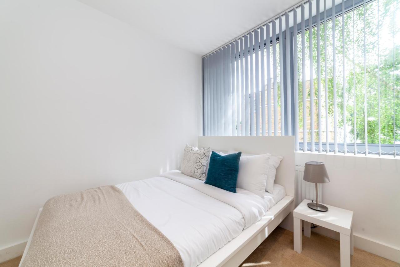 Modern And Bright 2 Bdr Flat In Clapham Common Leilighet London Eksteriør bilde